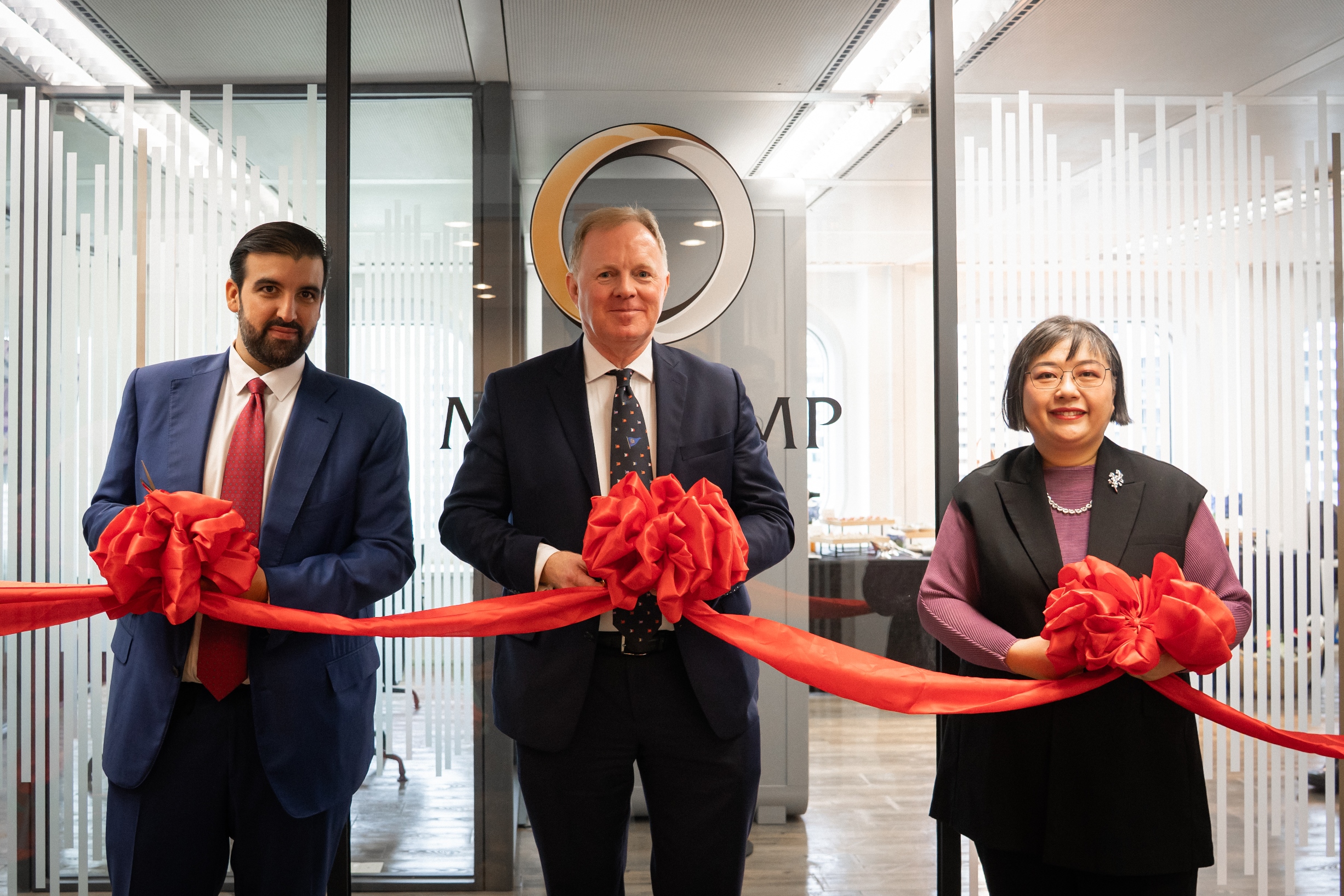 Ribbon Cutting (from left to right): Mr. Omar Liess, Chief Commercial Officer of MKS PAMP SA; Mr. James Emmett, CEO of MKS PAMP SA; and Ms. Angelica Leung, Head of Consumer Products at InvestHK.